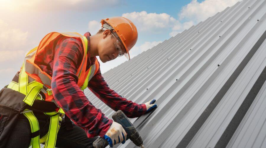 Professional Emergency Roof Repairs services in Luther, OK
